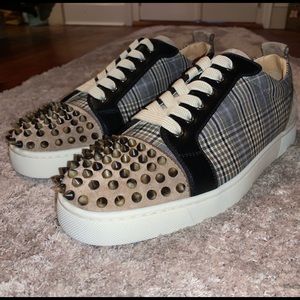 AUTH CHRISTIAN LOUBOUTIN LOUIS JUNIOR SPIKES FLAT